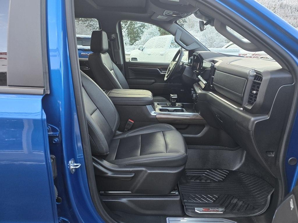 Chevrolet Silverado 1500 4WD Crew Cab 147" RST 2024