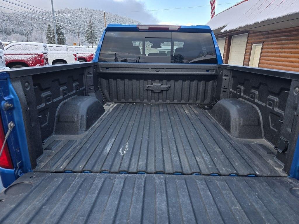 Chevrolet Silverado 1500 4WD Crew Cab 147" RST 2024