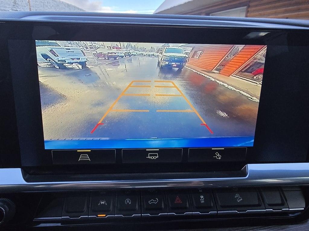 Chevrolet Silverado 1500 4WD Crew Cab 147" RST 2024