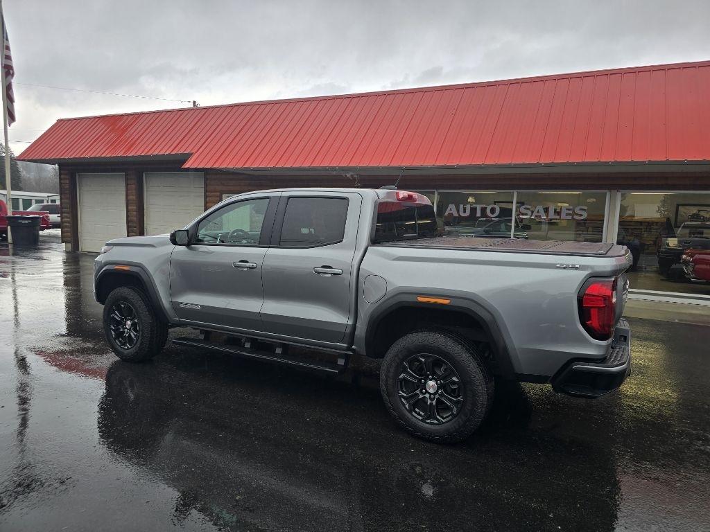 GMC Canyon 4WD Crew Cab Elevation 2024