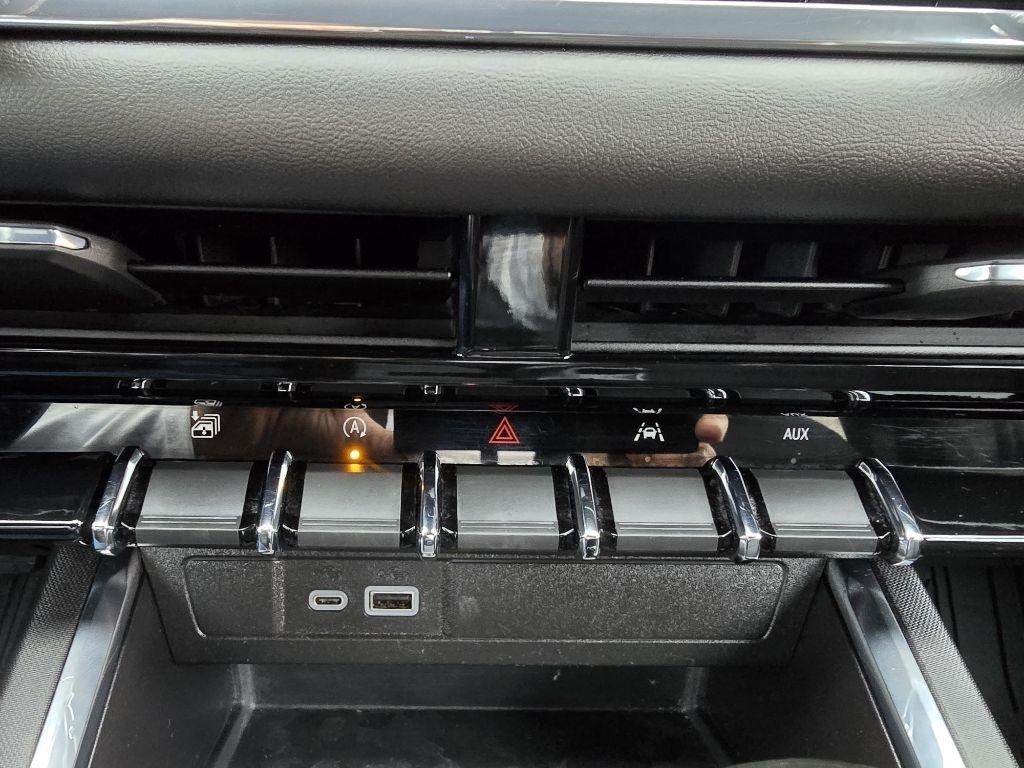 GMC Canyon 4WD Crew Cab Elevation 2024