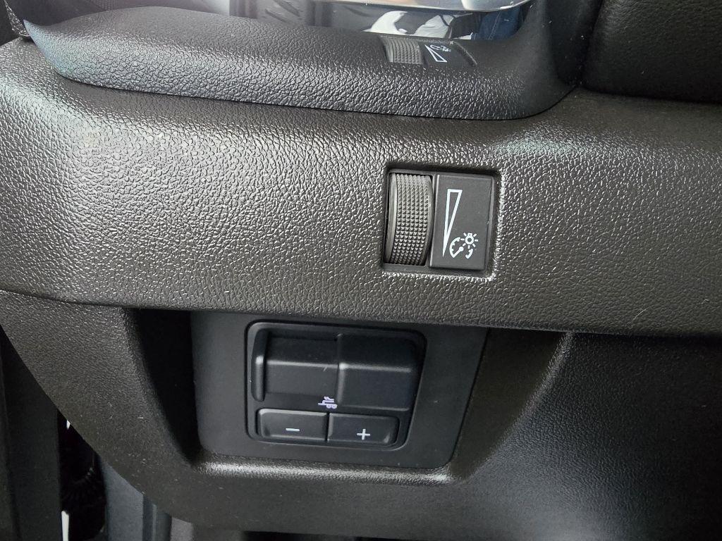 GMC Canyon 4WD Crew Cab Elevation 2024