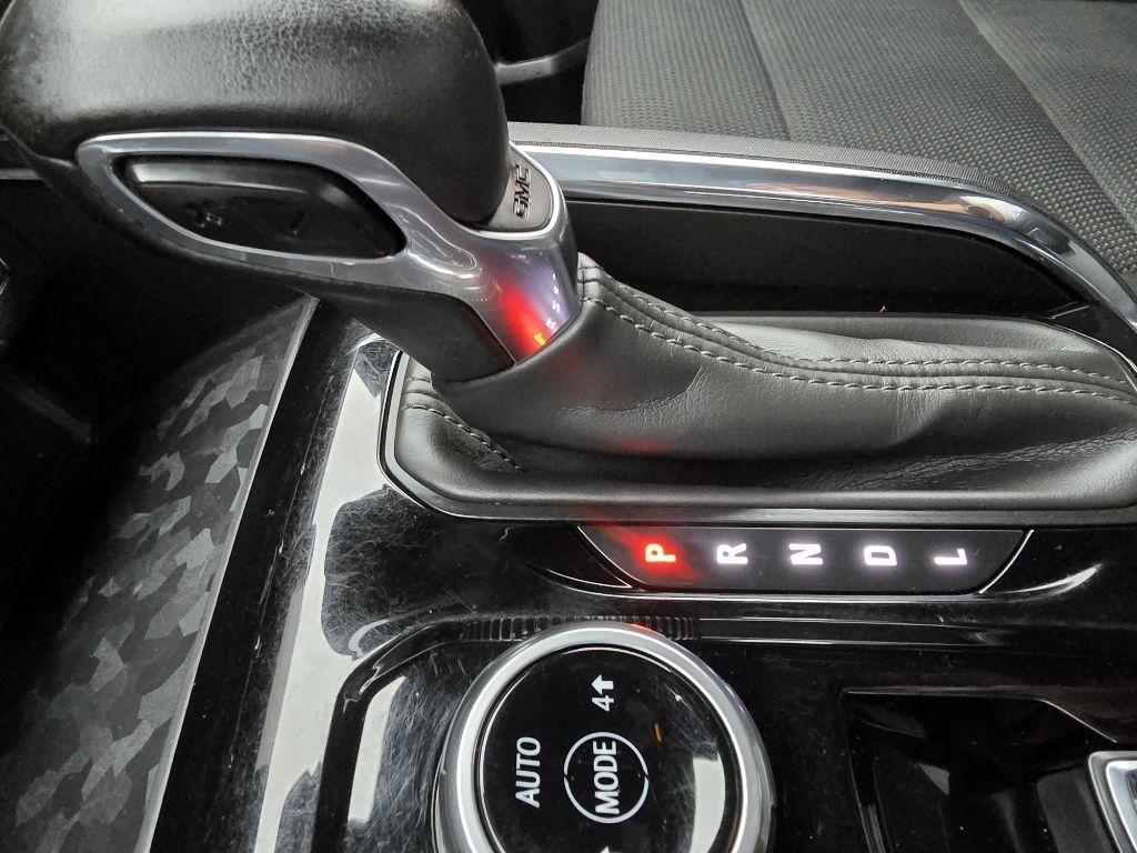 GMC Canyon 4WD Crew Cab Elevation 2024