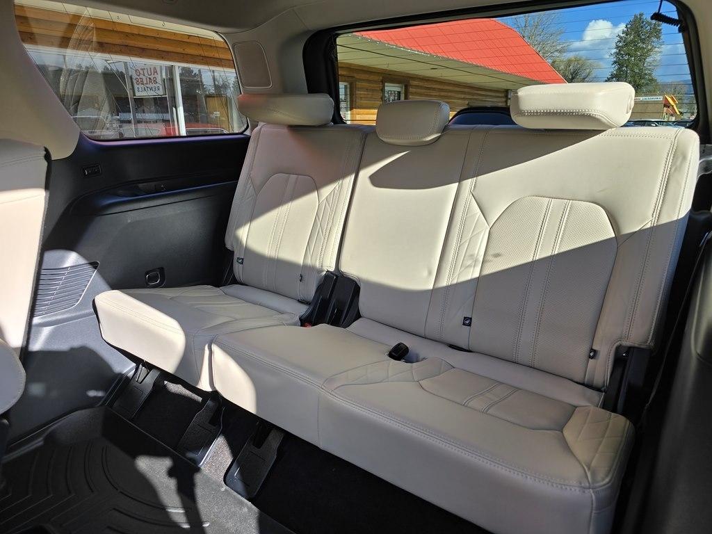 Ford Expedition Platinum 4x4 2023