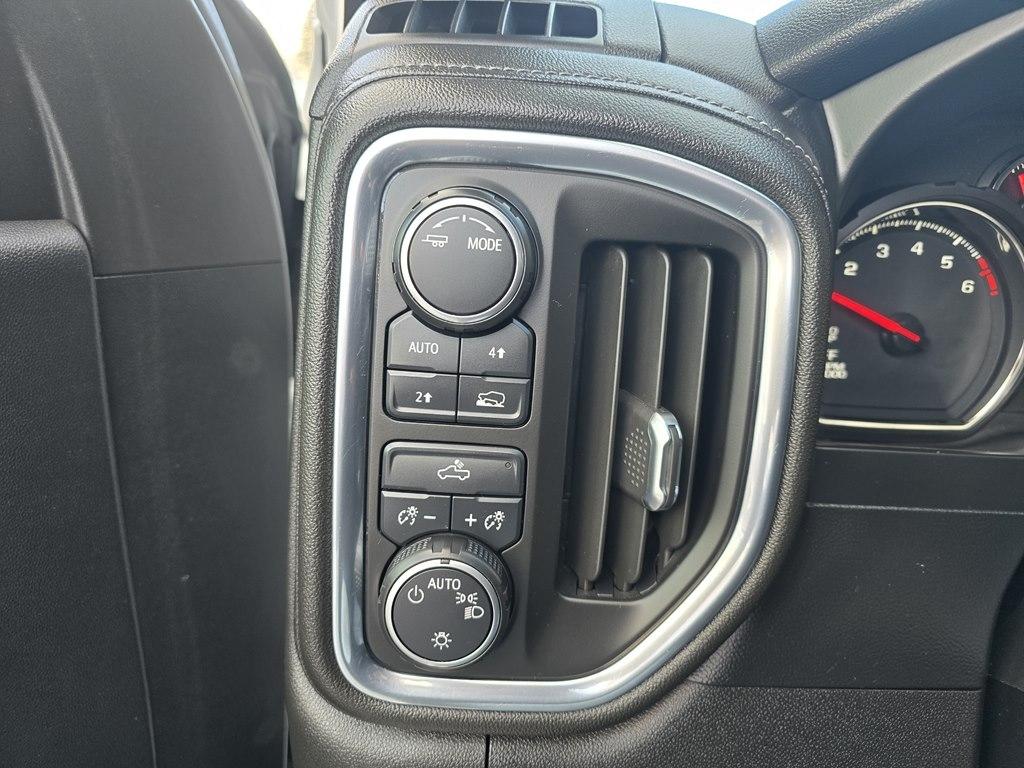 Chevrolet Silverado 1500 4WD Crew Cab 157" LT 2021