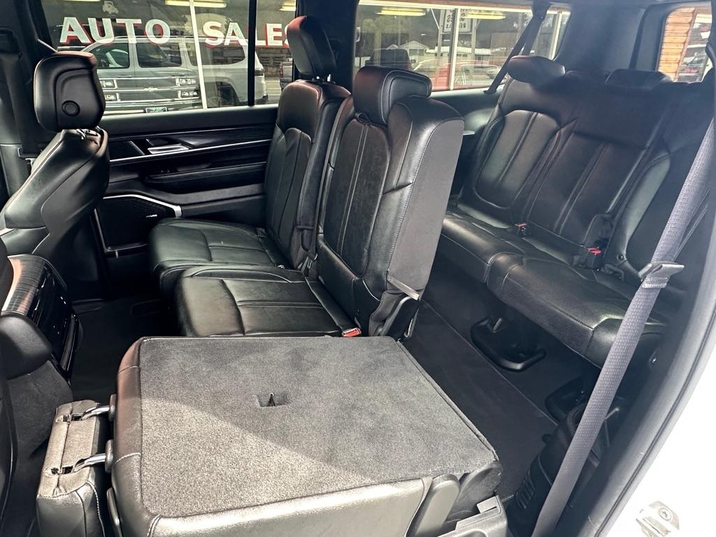 Jeep Wagoneer L Series II 4x4 2023