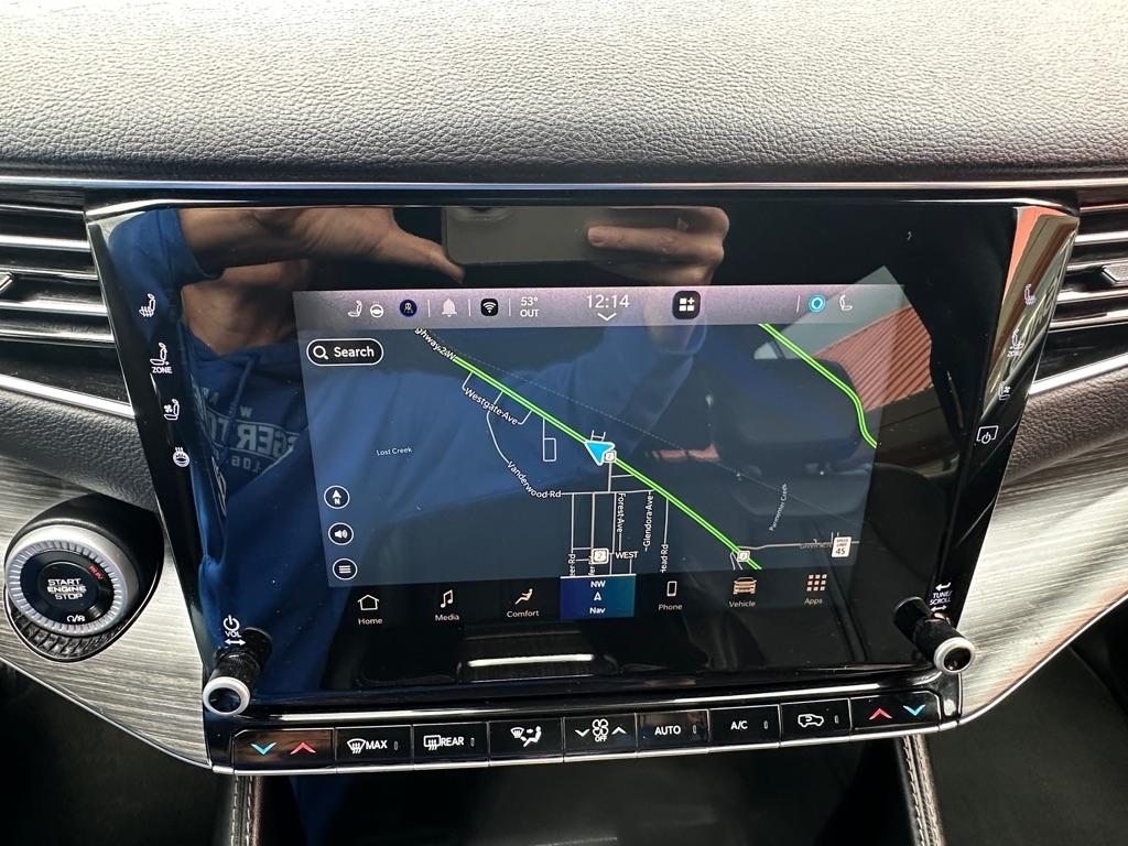 Jeep Wagoneer L Series II 4x4 2023