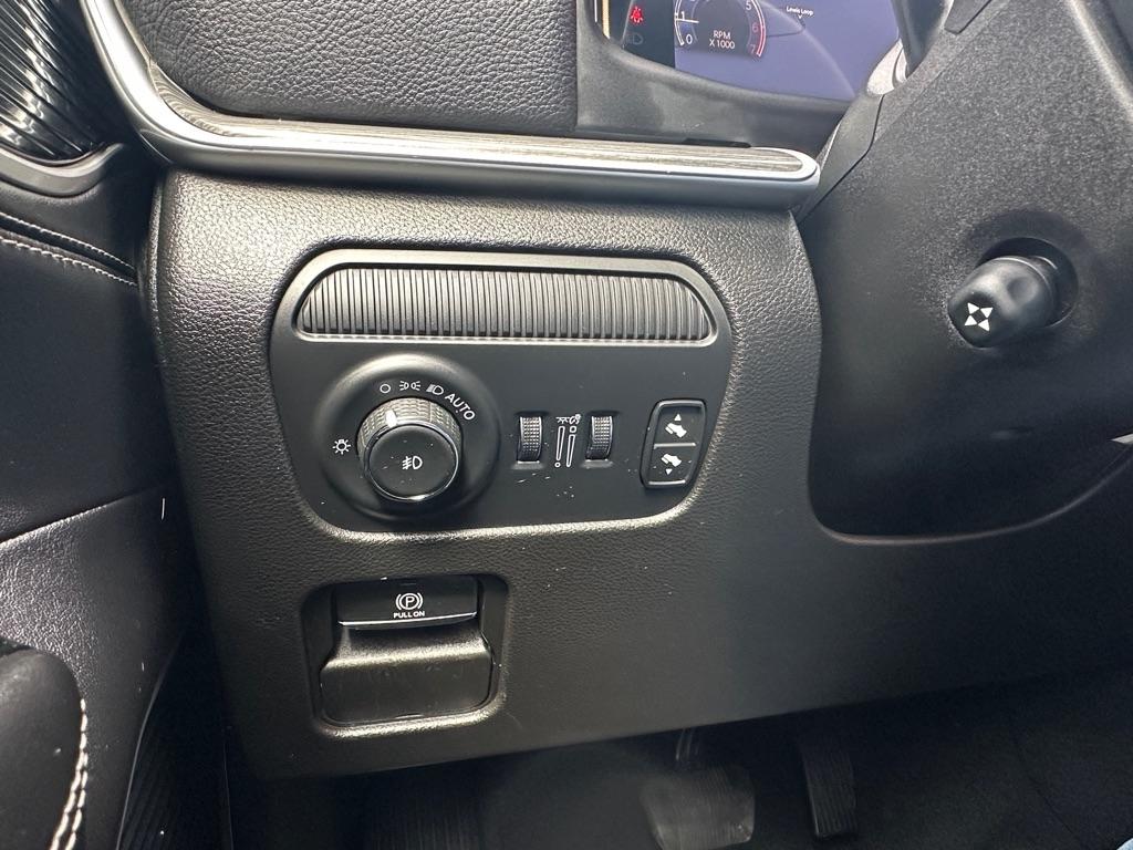 Jeep Wagoneer L Series II 4x4 2023