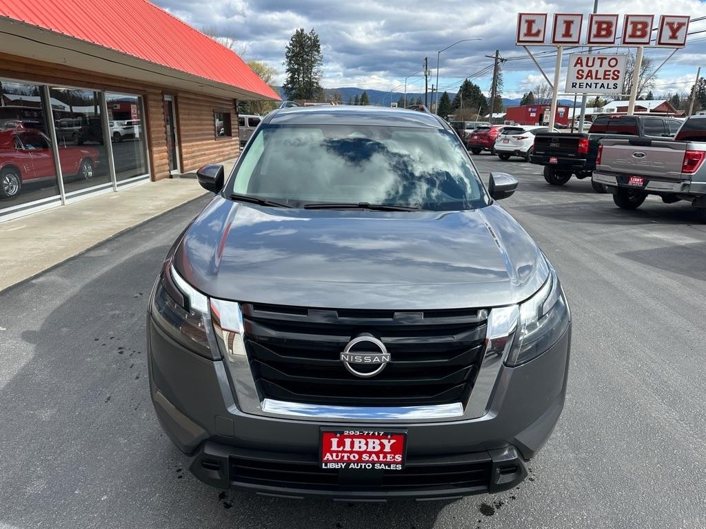 Nissan Pathfinder SV 4WD 2025