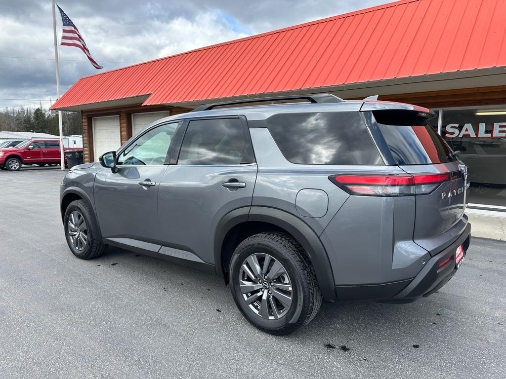 Nissan Pathfinder SV 4WD 2025