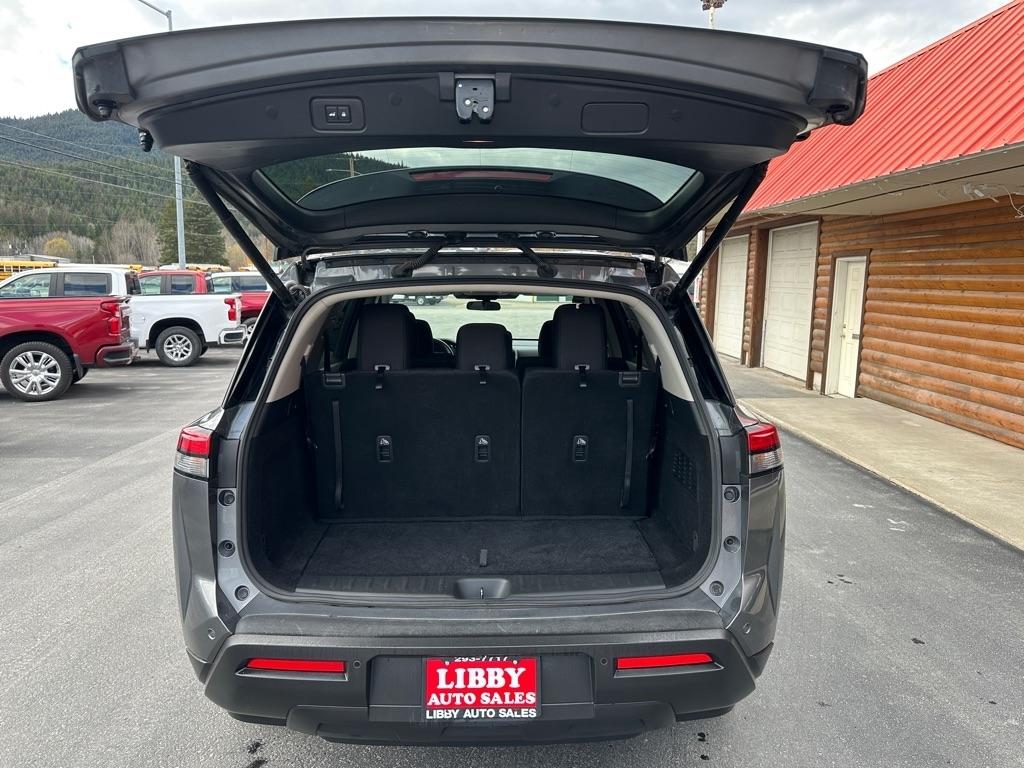 Nissan Pathfinder SV 4WD 2025