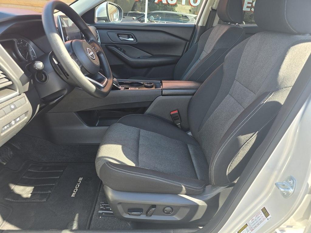 Nissan Rogue AWD SV 2024