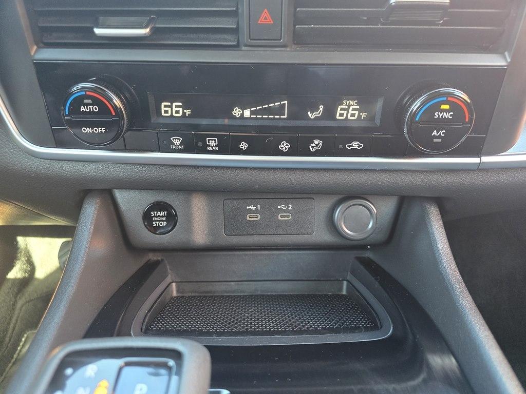 Nissan Rogue AWD SV 2024