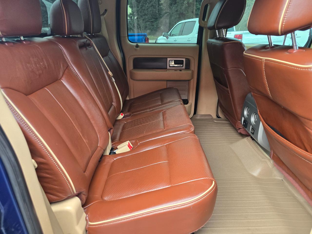 Ford F-150 4WD SuperCrew 145" King Ranch 2011