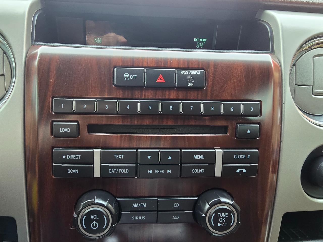 Ford F-150 4WD SuperCrew 145" King Ranch 2011