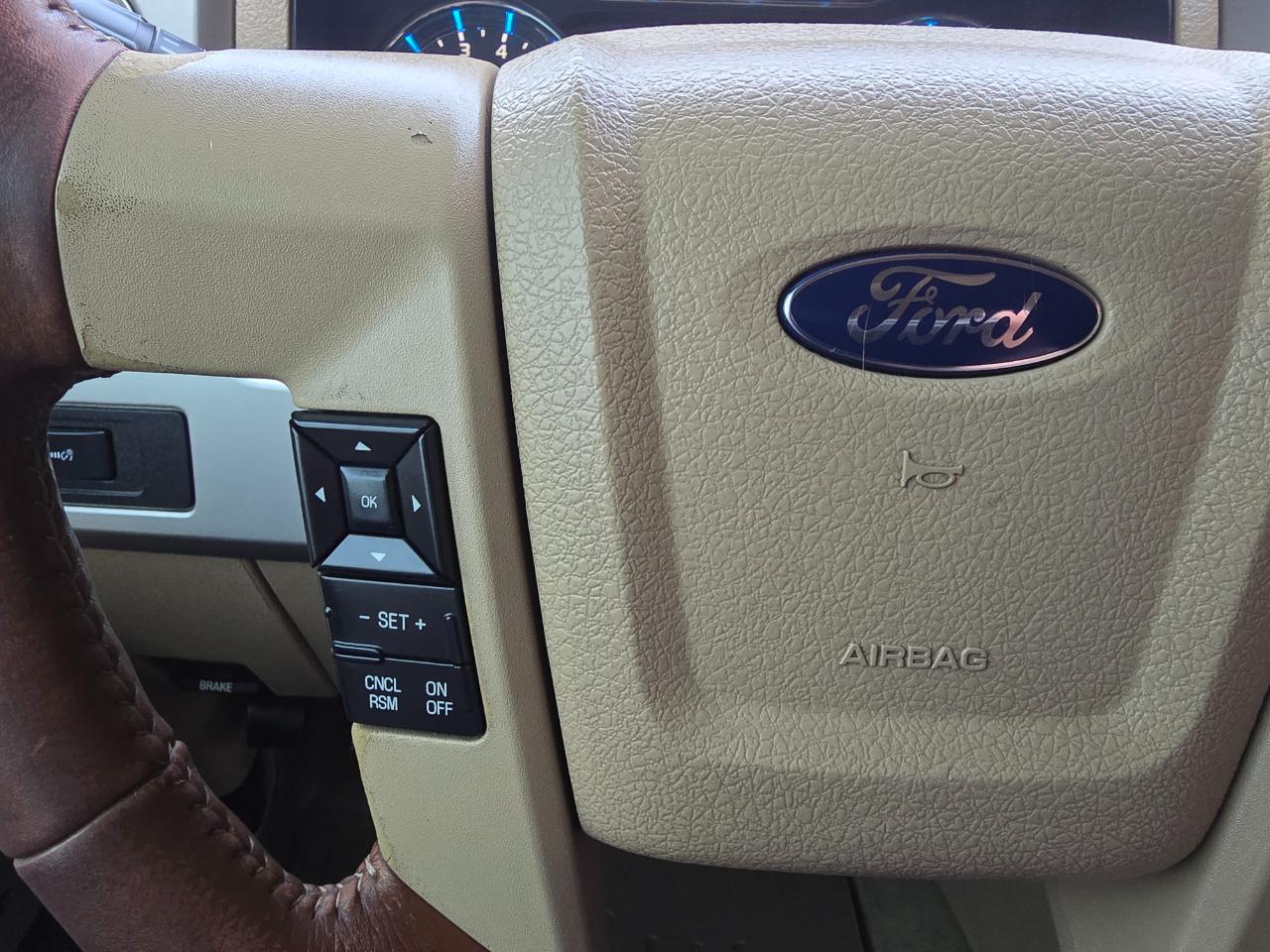 Ford F-150 4WD SuperCrew 145" King Ranch 2011