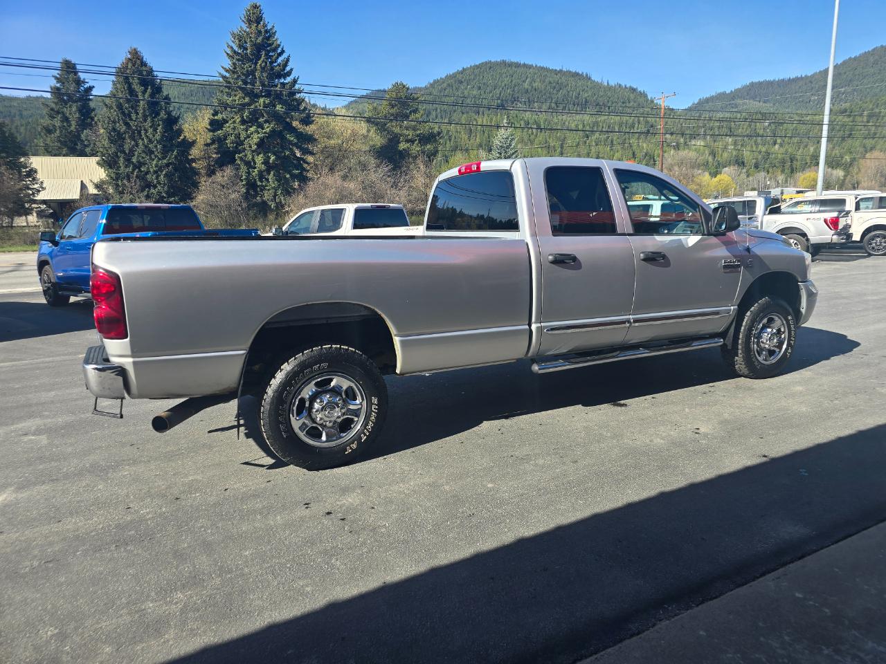 Dodge Ram 3500 4WD Quad Cab 160.5" Laramie 2007