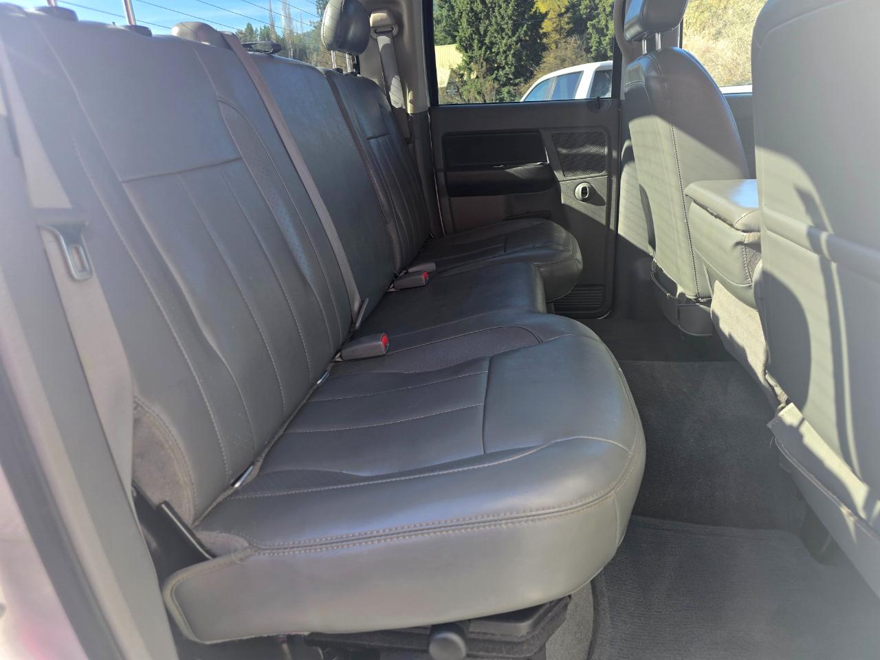 Dodge Ram 3500 4WD Quad Cab 160.5" Laramie 2007