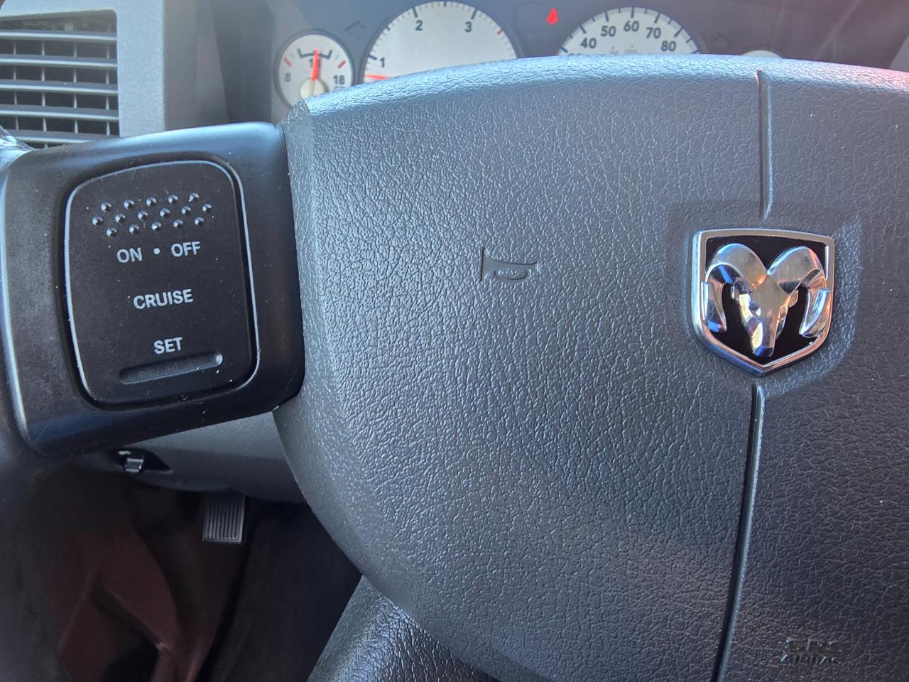 Dodge Ram 3500 4WD Quad Cab 160.5" Laramie 2007