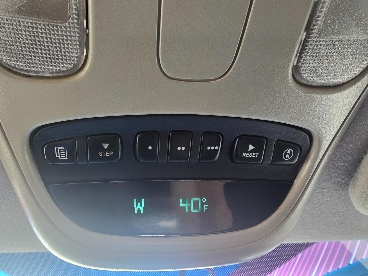 Dodge Ram 3500 4WD Quad Cab 160.5" Laramie 2007