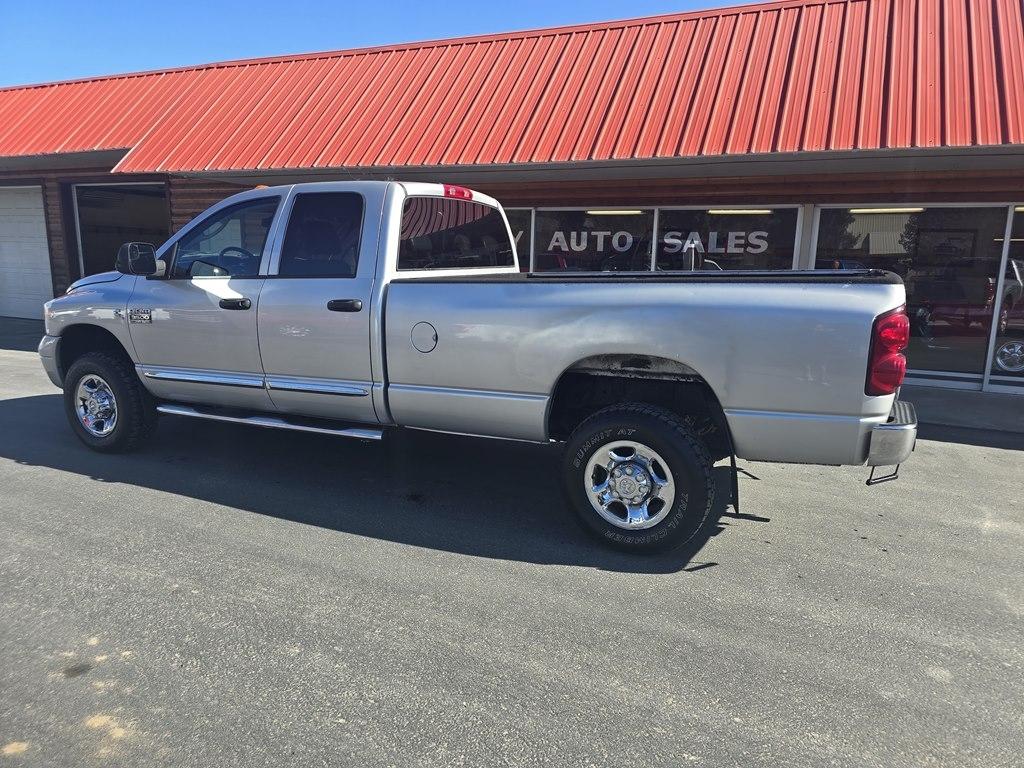 Dodge Ram 3500 4WD Quad Cab 160.5" Laramie 2007