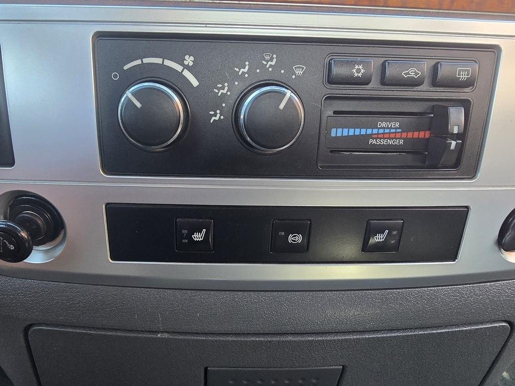 Dodge Ram 3500 4WD Quad Cab 160.5" Laramie 2007