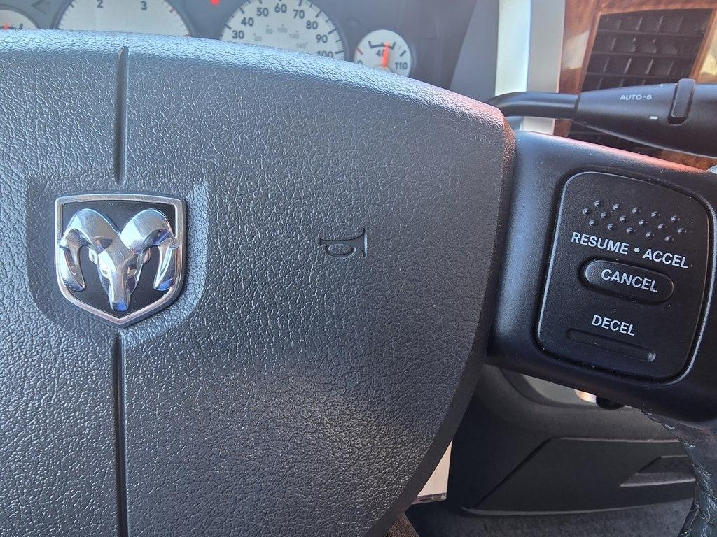 Dodge Ram 3500 4WD Quad Cab 160.5" Laramie 2007