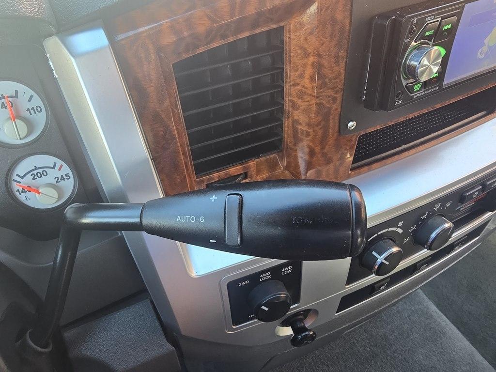 Dodge Ram 3500 4WD Quad Cab 160.5" Laramie 2007