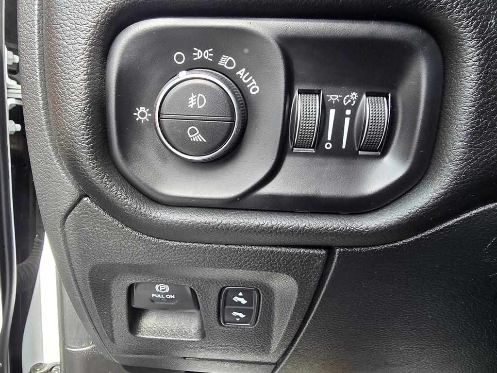 RAM 1500 Rebel 4x4 Crew Cab 5'7" Box 2025