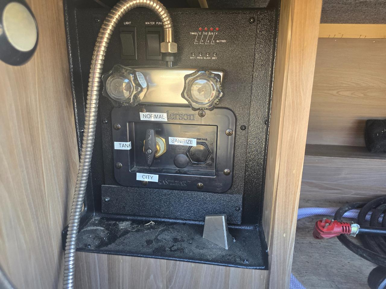 Forest River Unknown  2016