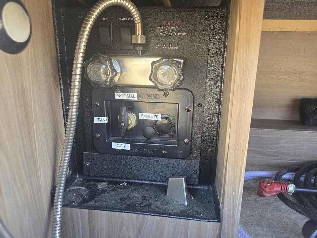 Forest River Unknown  2016