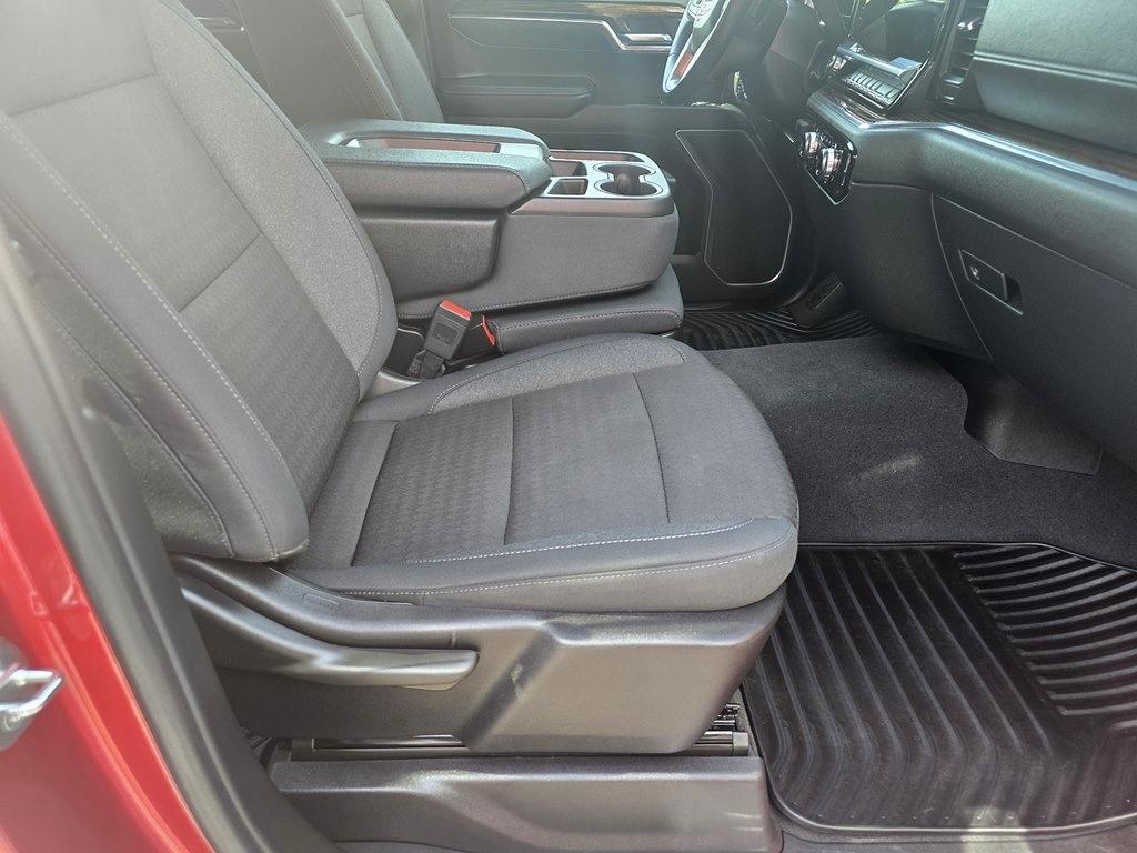 GMC Sierra 1500 4WD Crew Cab 147" Elevation 2024