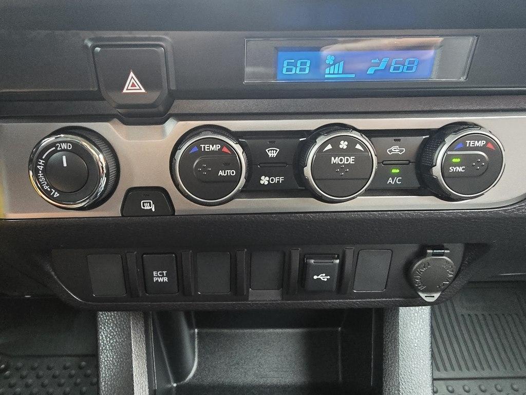 Toyota Tacoma 4WD SR Access Cab 6' Bed V6 AT (Natl) 2022