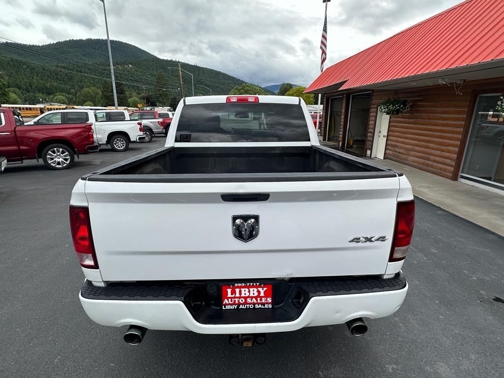 RAM 1500 4WD Crew Cab 140.5" Express 2014