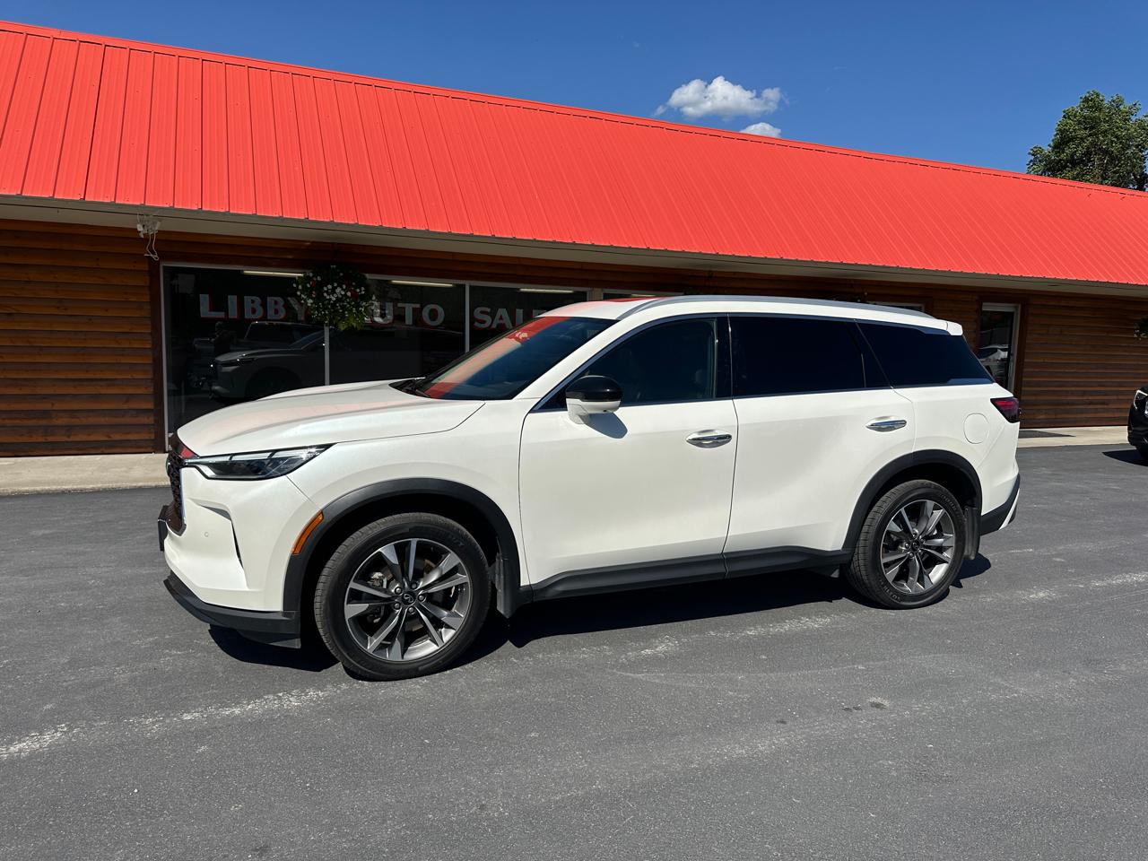 2025 Infiniti QX60 LUXE AWD