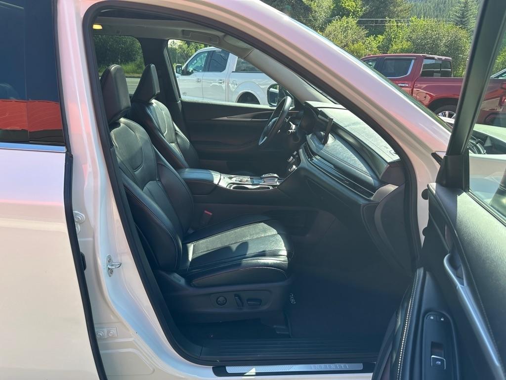 Infiniti QX60 LUXE AWD 2025