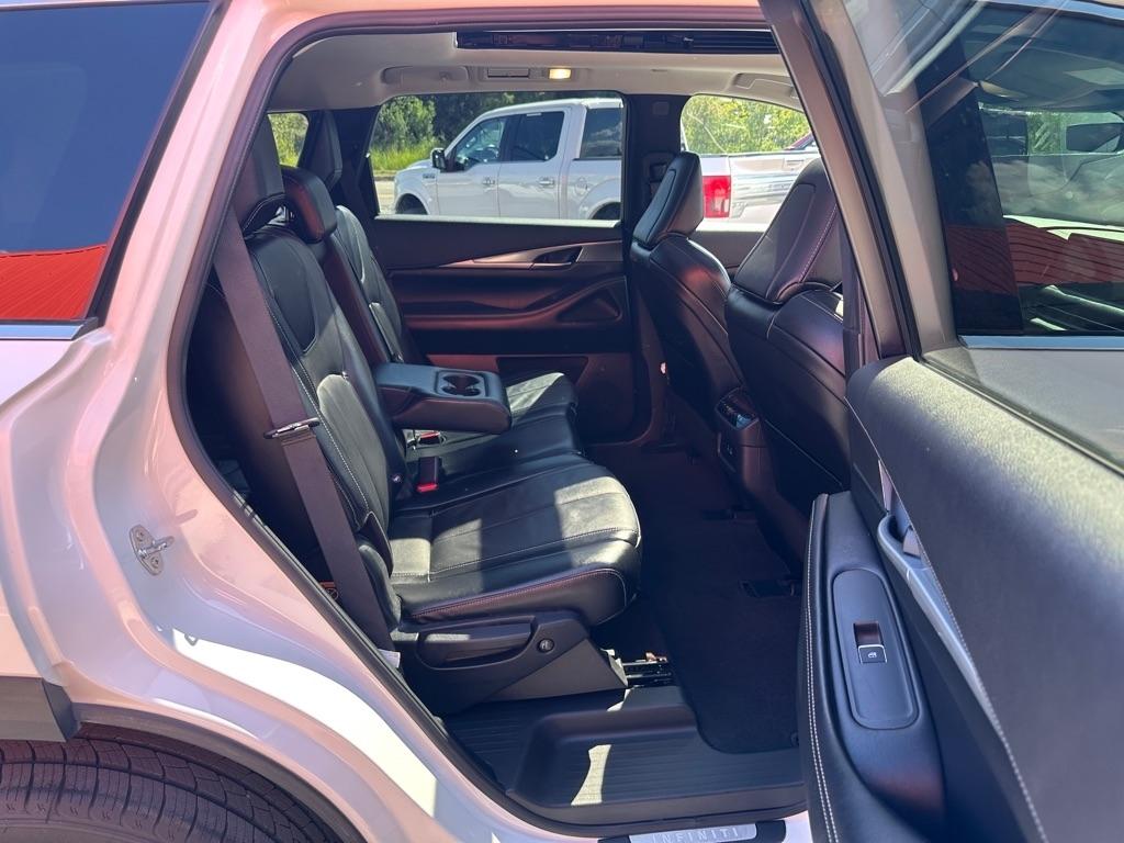 Infiniti QX60 LUXE AWD 2025