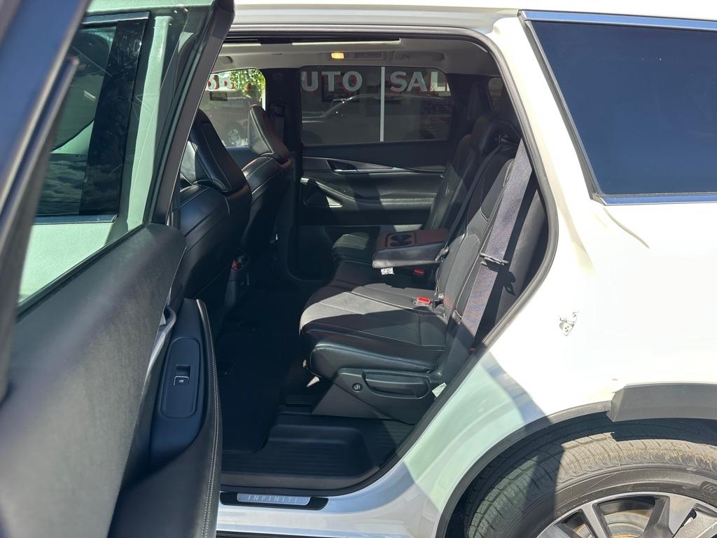 Infiniti QX60 LUXE AWD 2025