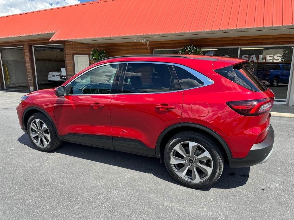 Ford Escape Platinum AWD 2024