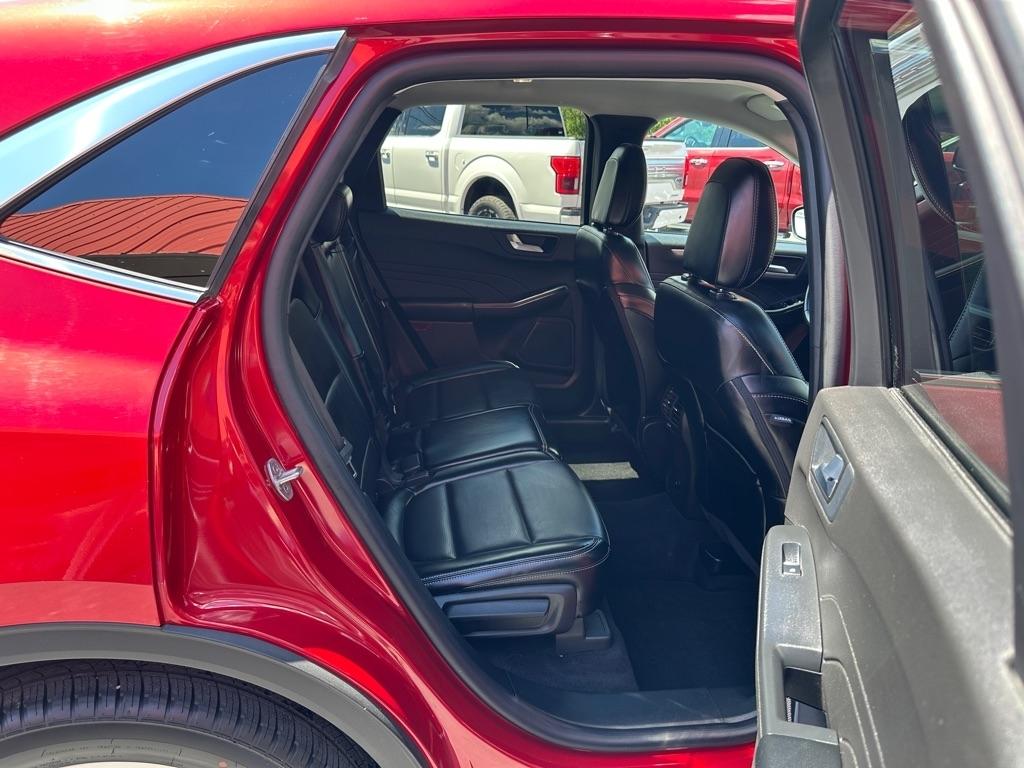 Ford Escape Platinum AWD 2024