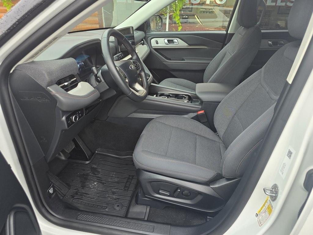 Ford Explorer Active 4WD 2025