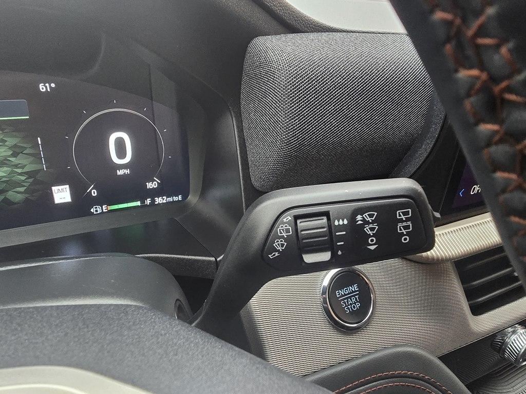 Ford Explorer Active 4WD 2025