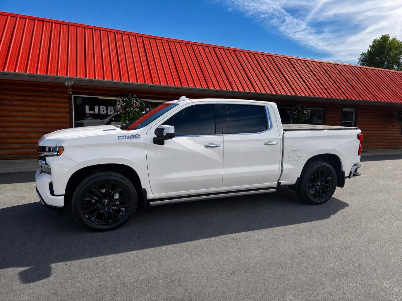 2022 Chevrolet Silverado 1500 LTD 4WD Crew Cab 147" High Country