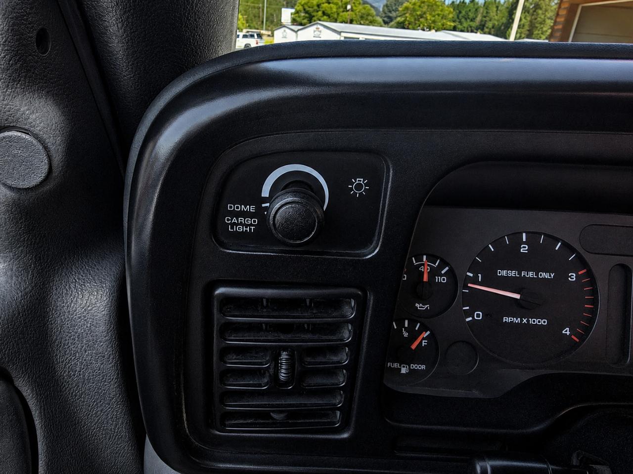 Dodge Ram 2500 Reg. Cab Long Bed 4WD 1995