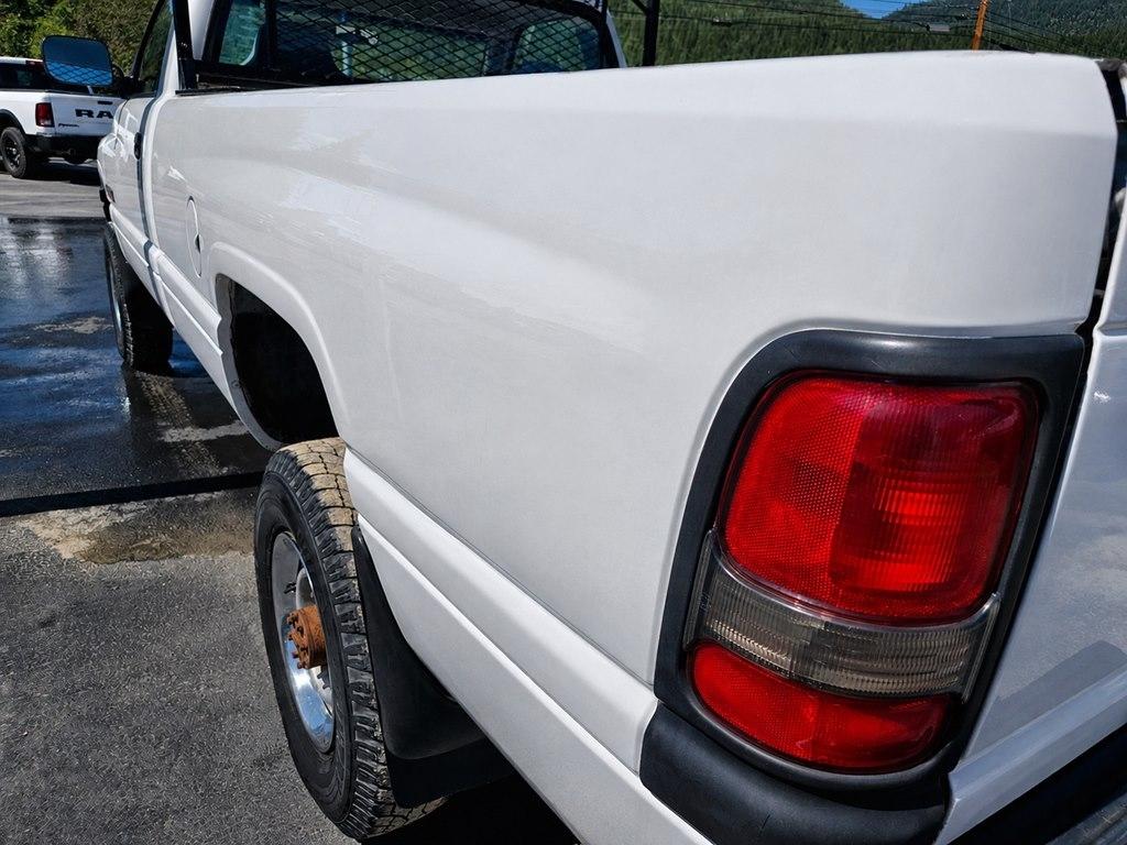 Dodge Ram 2500 Reg. Cab Long Bed 4WD 1995