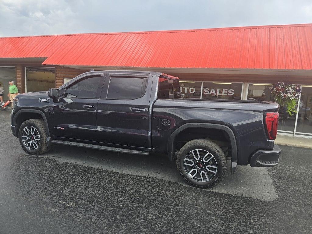 GMC Sierra 1500 4WD Crew Cab 147" AT4 2023