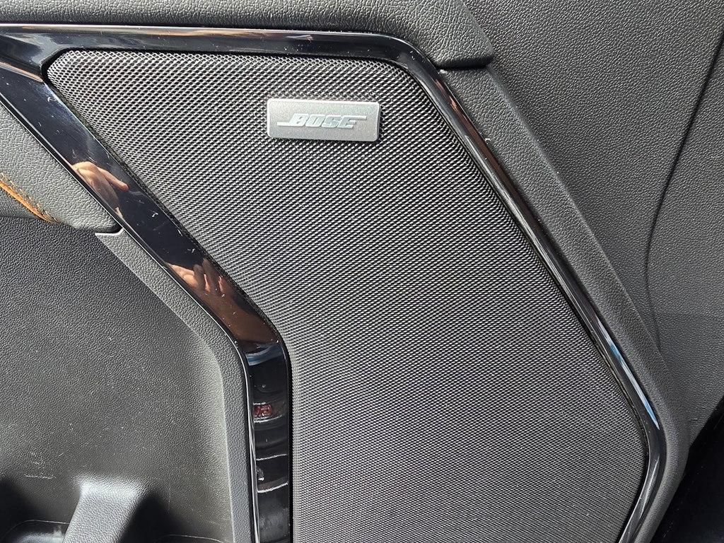 GMC Sierra 1500 4WD Crew Cab 147" AT4 2023