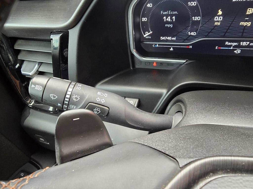 GMC Sierra 1500 4WD Crew Cab 147" AT4 2023
