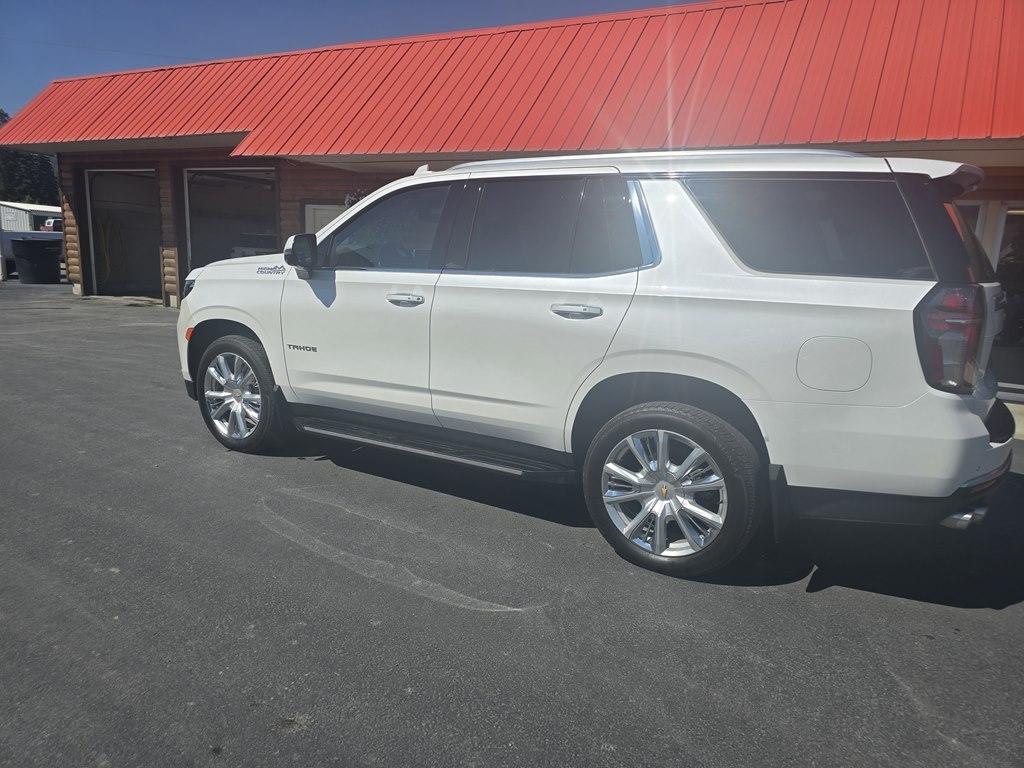 Chevrolet Tahoe 4WD 4dr High Country 2023
