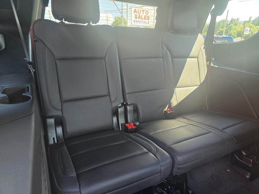 Chevrolet Tahoe 4WD 4dr High Country 2023